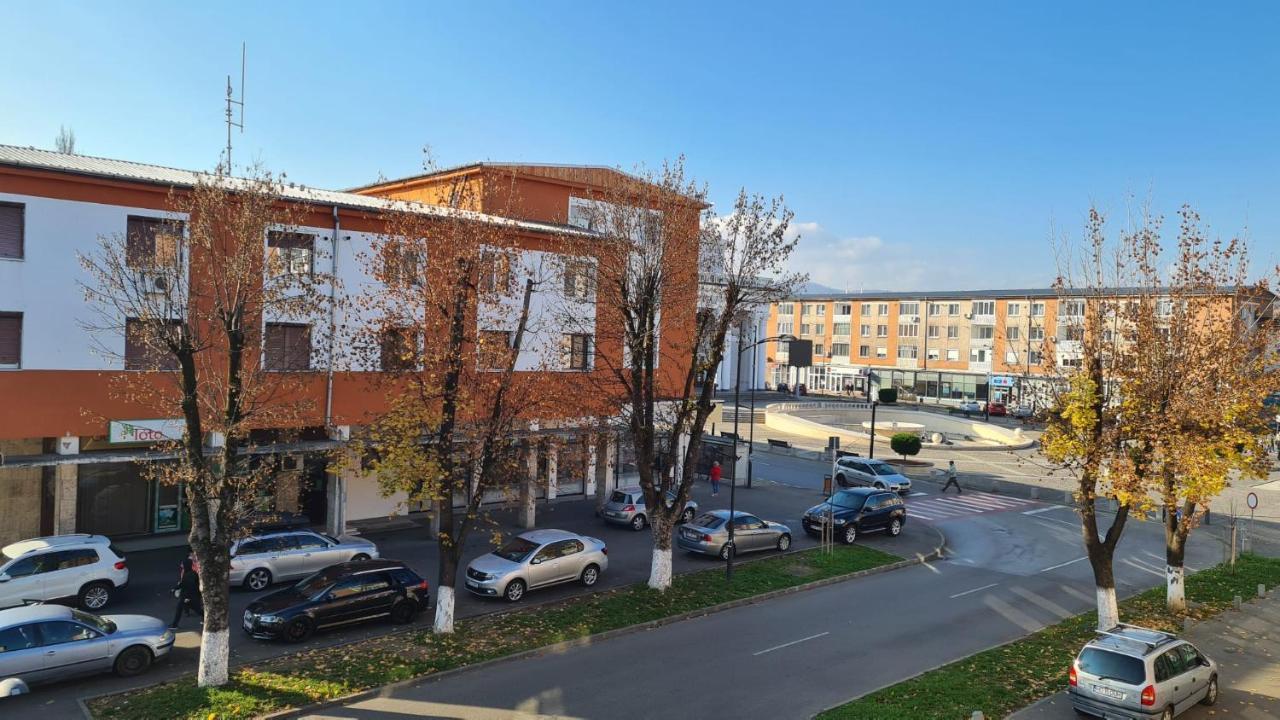 Iggy Luxury Apartment Hunedoara Dış mekan fotoğraf